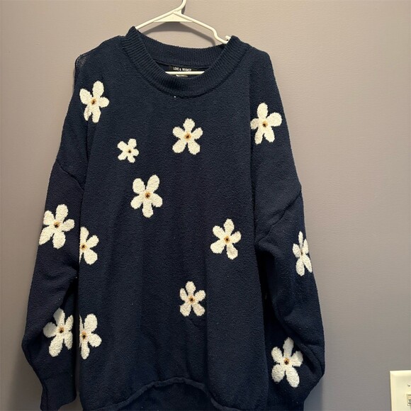 Love & Whimsy Sweaters - Love & Whimsy Los Angeles Sweater Womens Plus 1X Navy Daisy Floral
